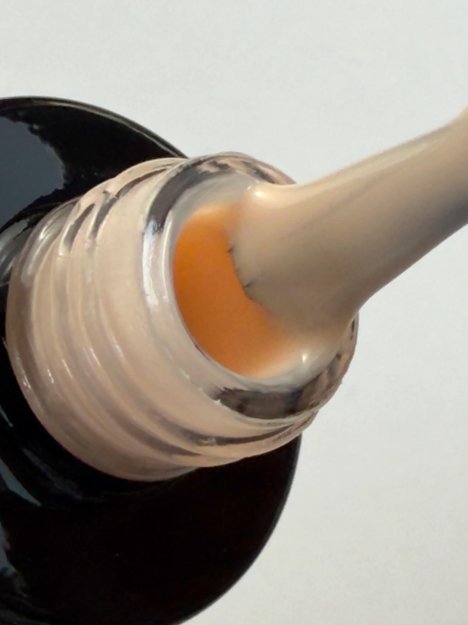 007 Lakier hybrydowy Light Peach 7ml