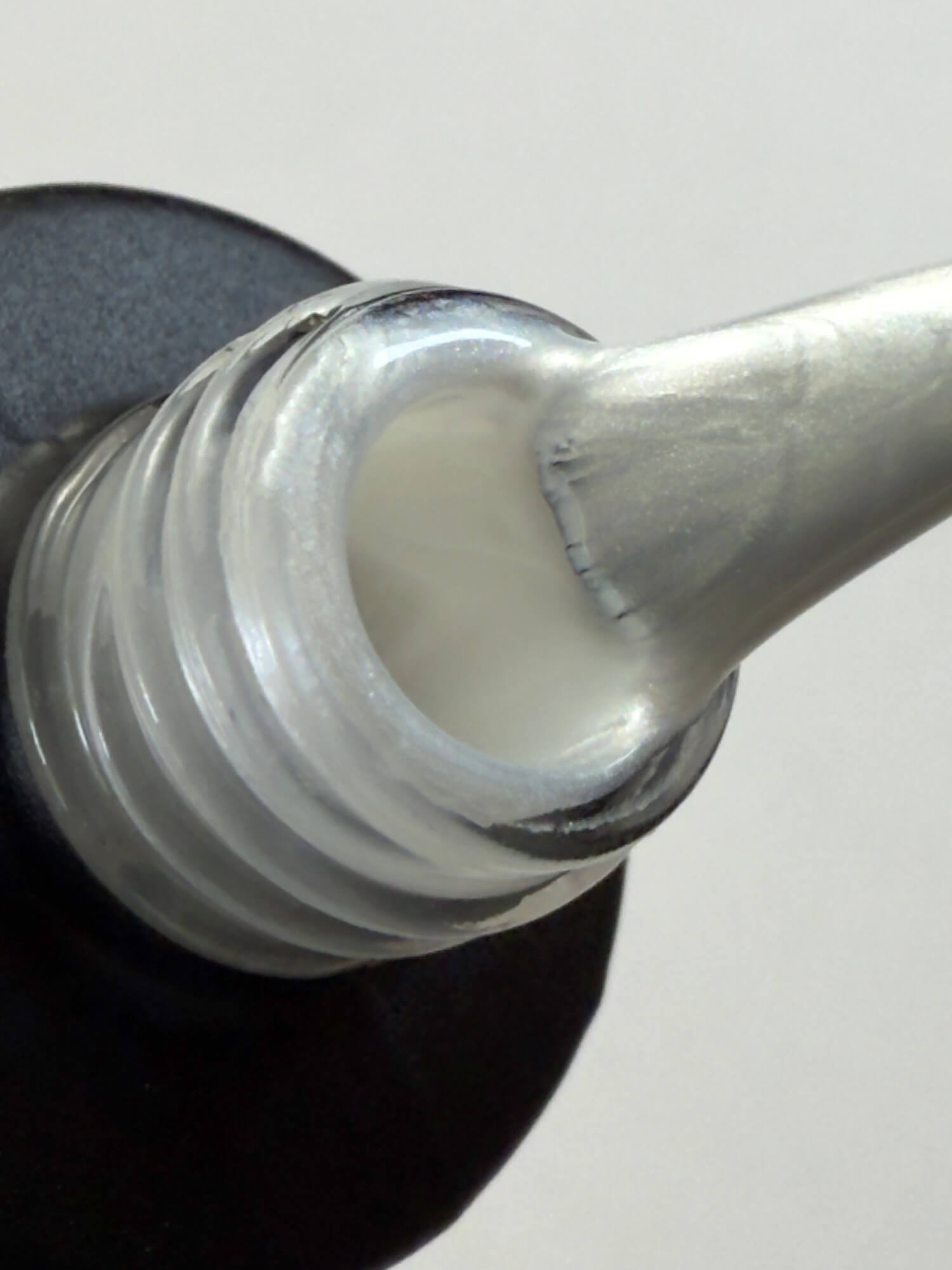 223 Lakier Hybdrydowy - Pearl Martini 7ml