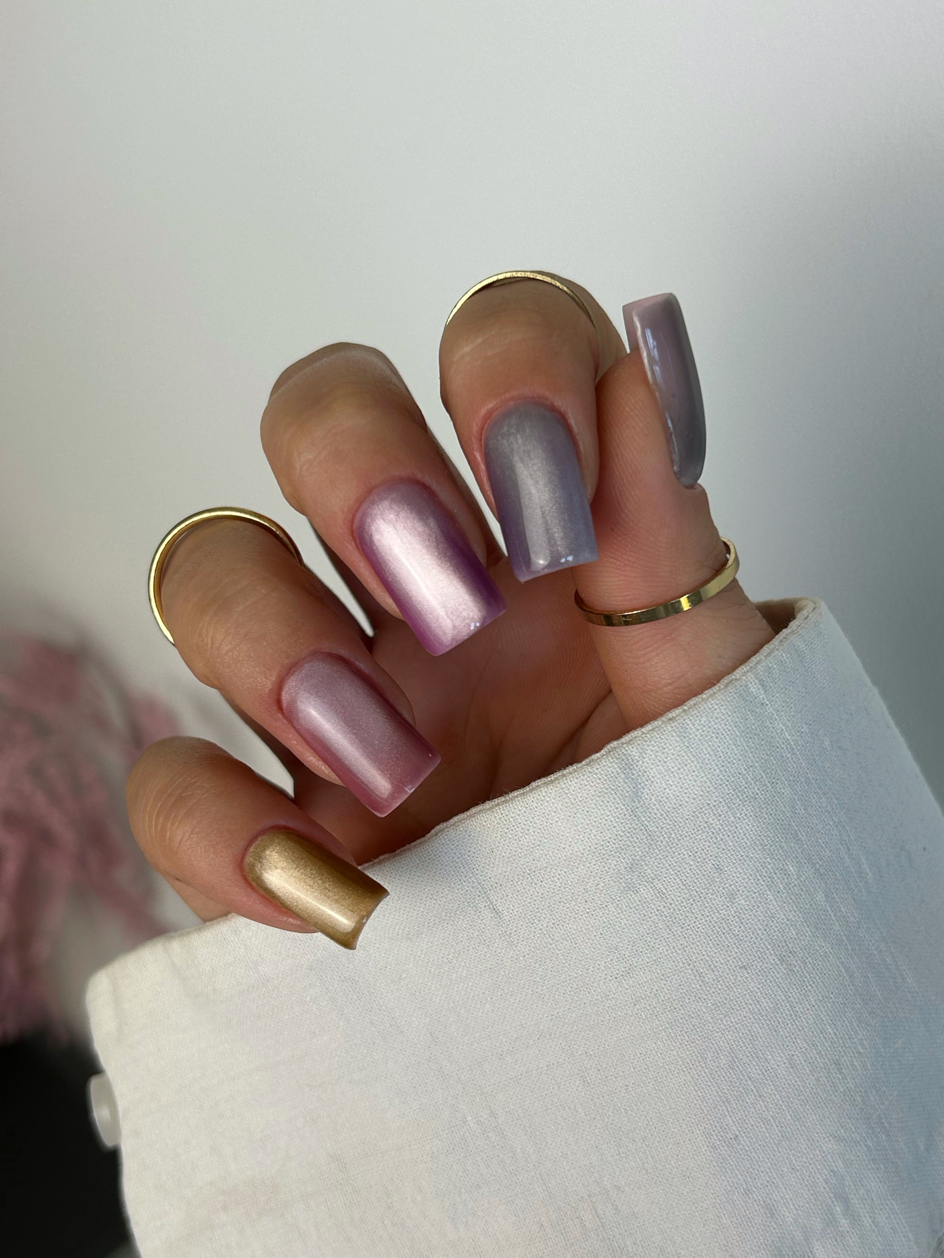 240 Lakier Hybrydowy  Kitten Blush 7ml