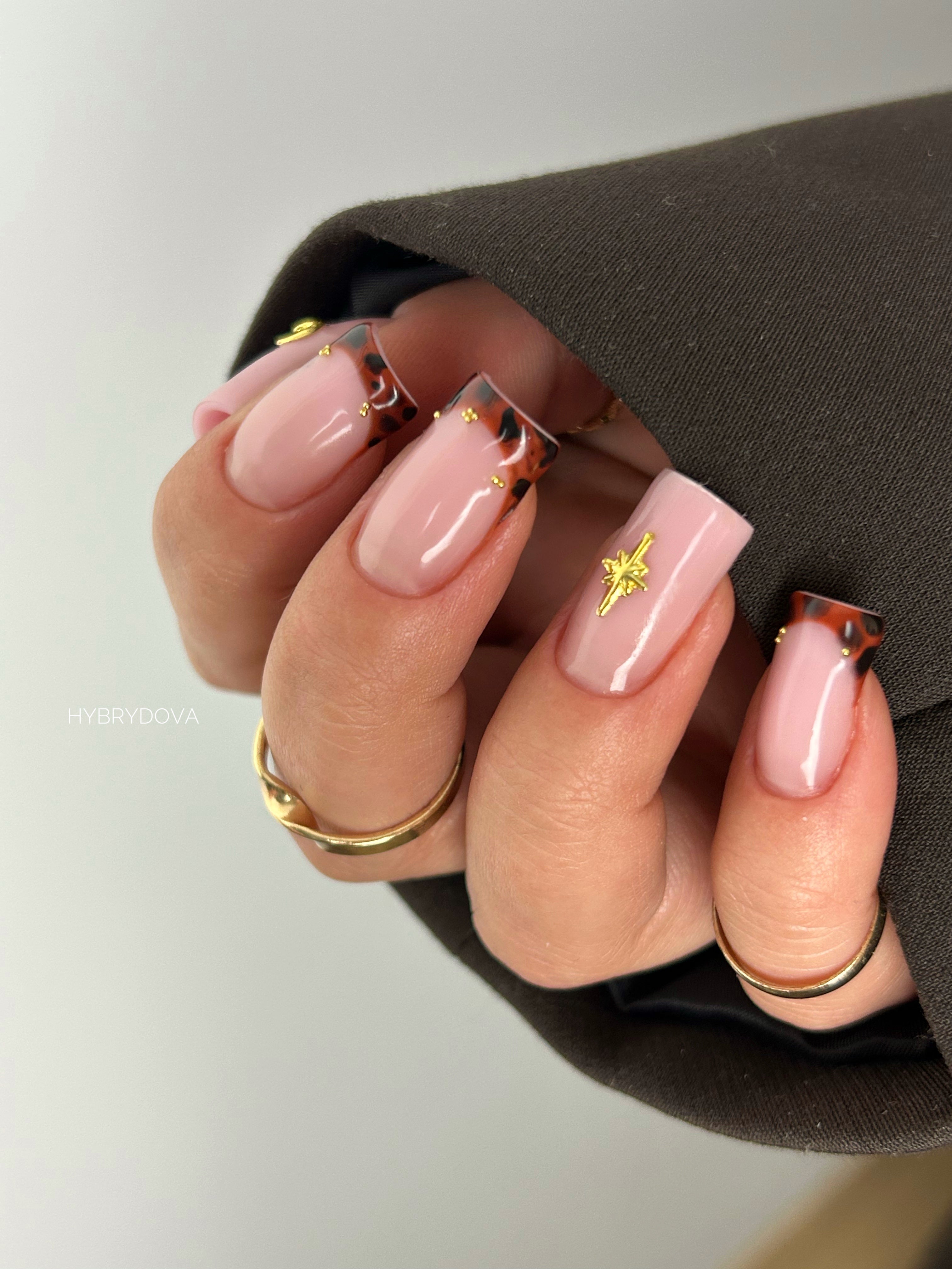 249 Lakier hybrydowy Glass Whiskey 7 ml