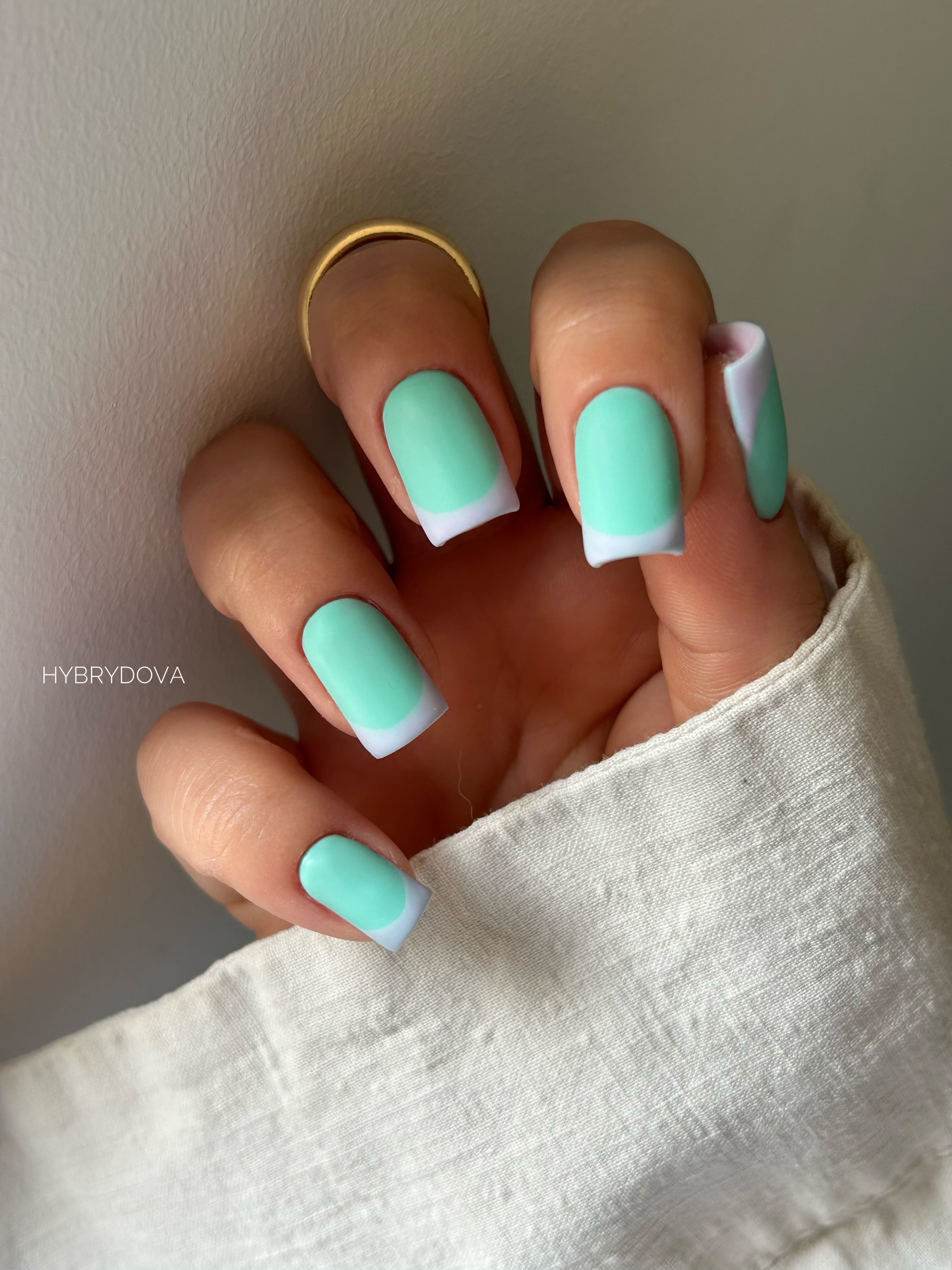 273 Lakier hybrydowy LILAC ICE 7 ml