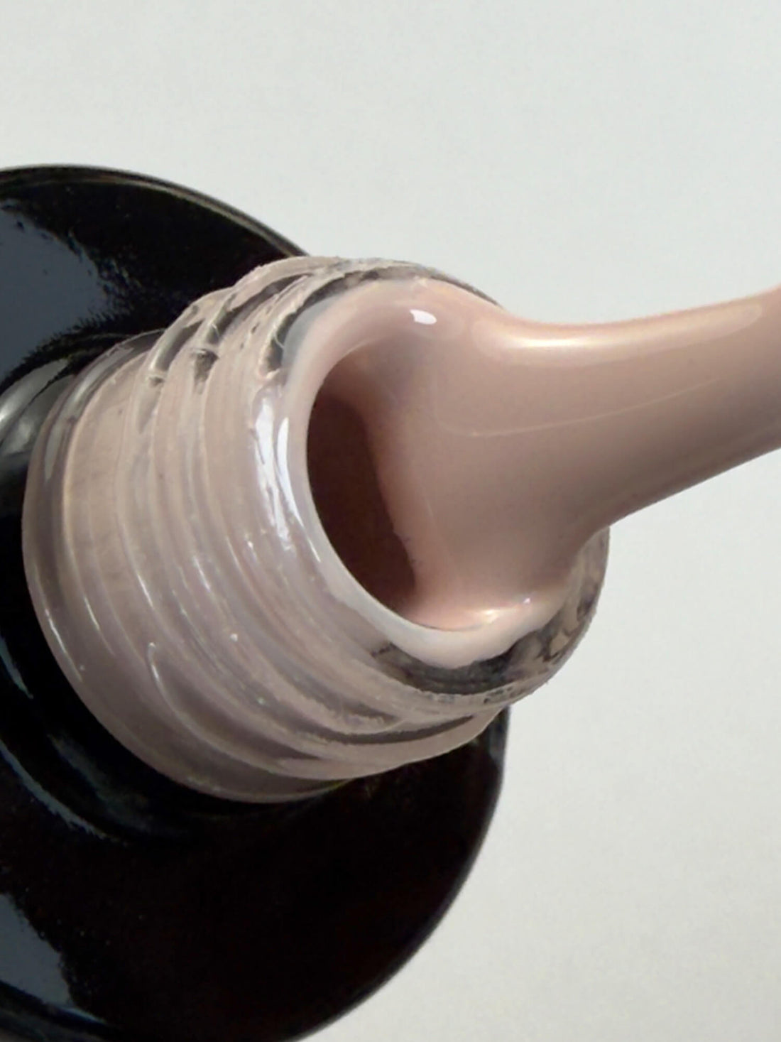 010 Lakier hybrydowy Cashmere  7ml