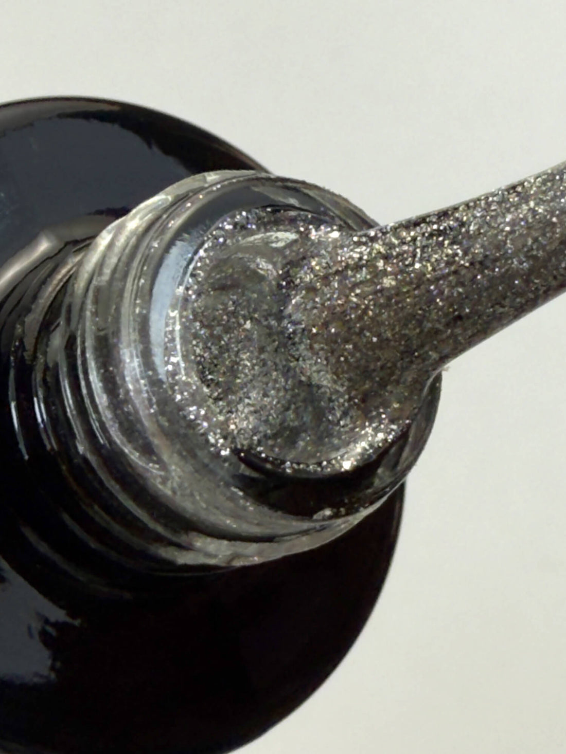 045 Lakier Hybrydowy Silver Rain 7ml