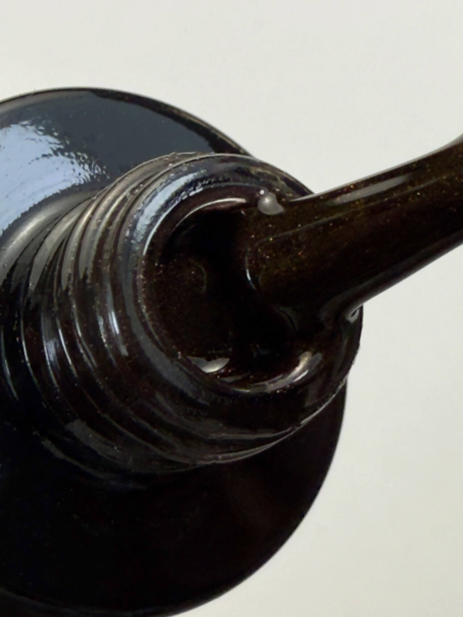 051 Lakier Hybrydowy Café Noir 7ml