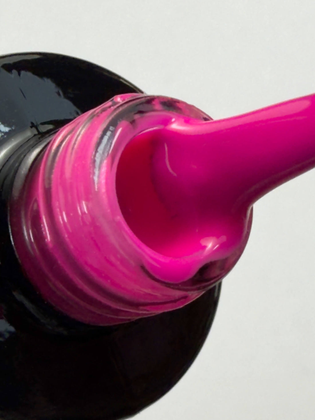 064 Lakier Hybrydowy Hot Pink 7ml