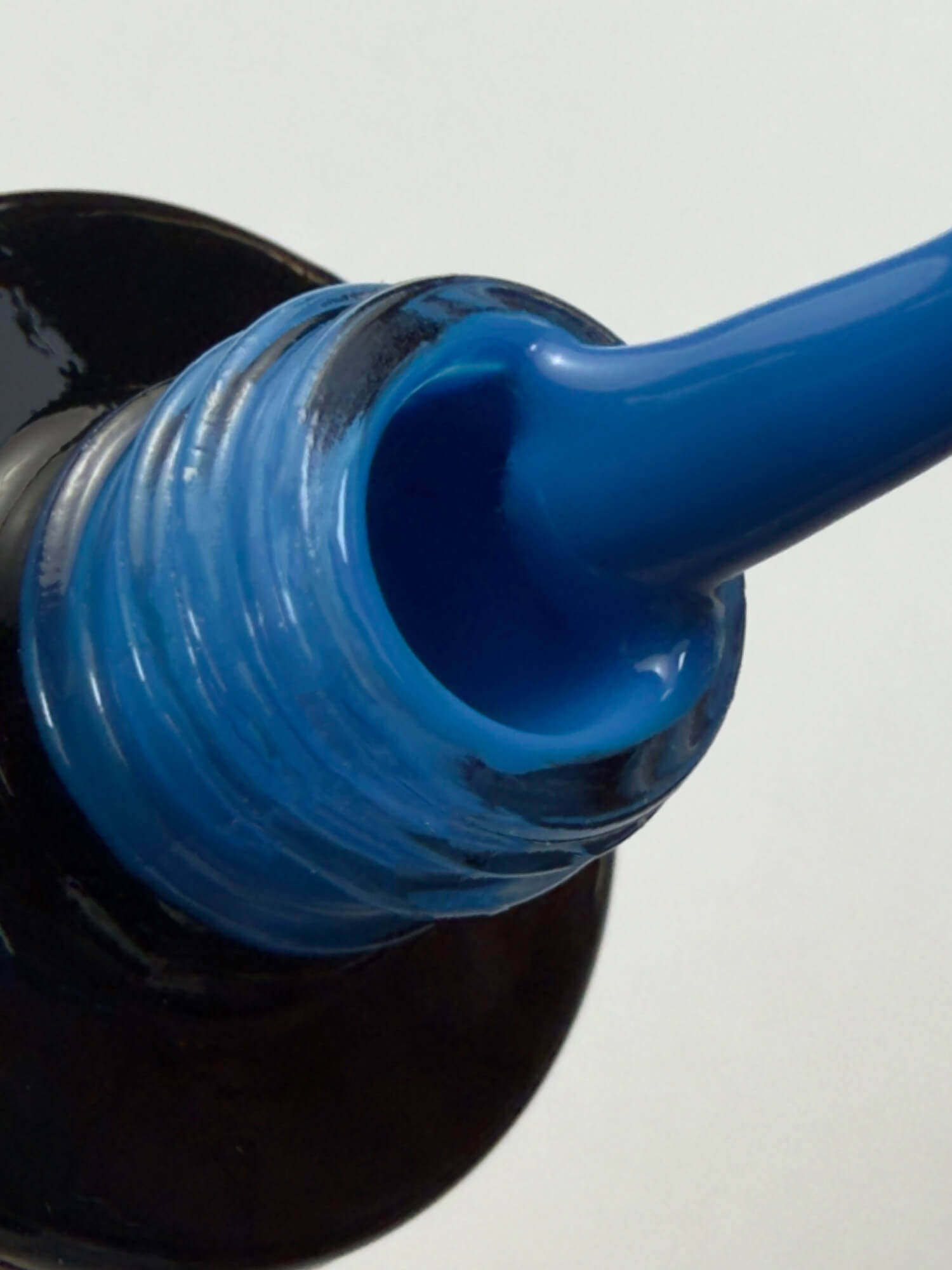 087 Lakier Hybrydowy Pavo Real 7ml