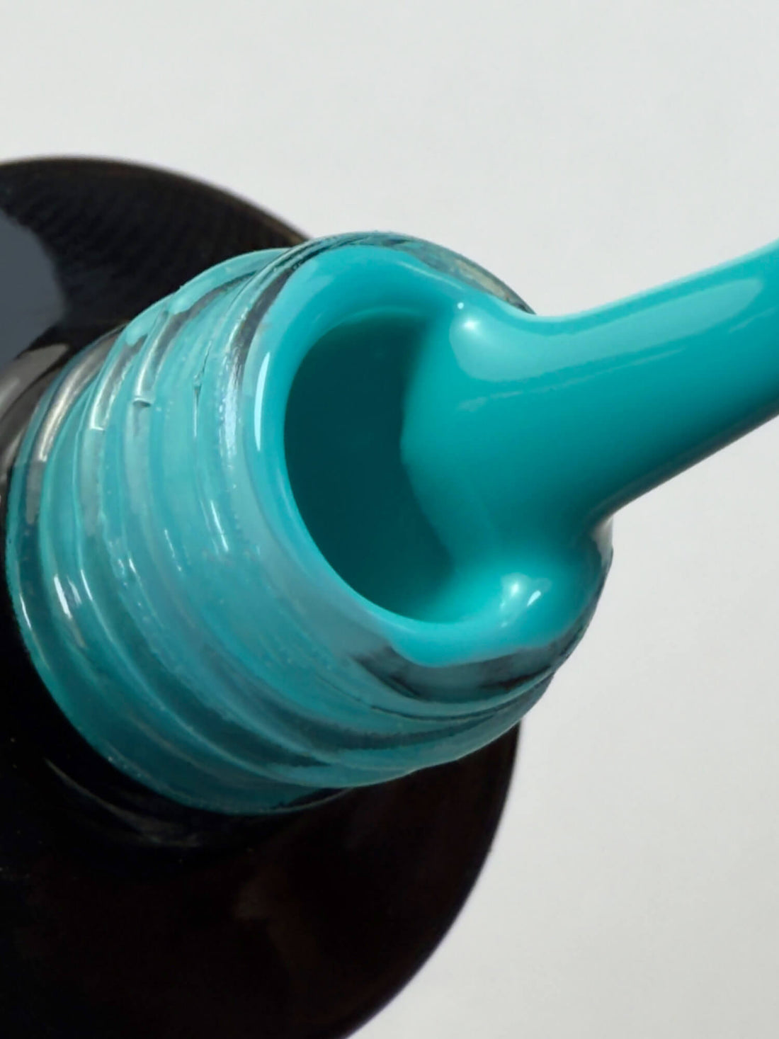 144 Lakier Hybrydowy Ocean Blue 7ml